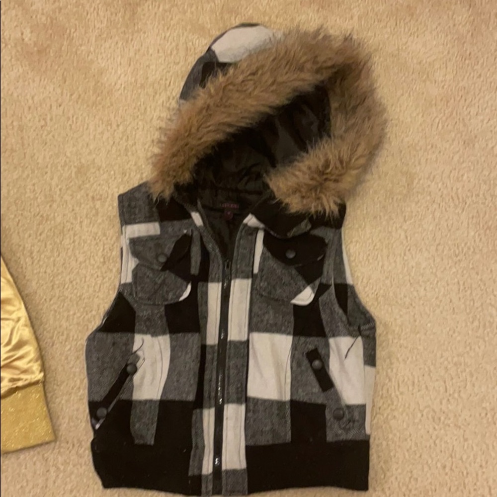 vest
